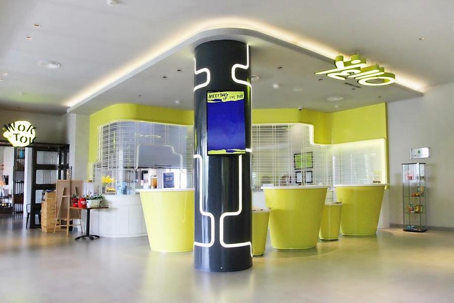 סוראבאיה Yello Hotel Jemursari מראה חיצוני תמונה