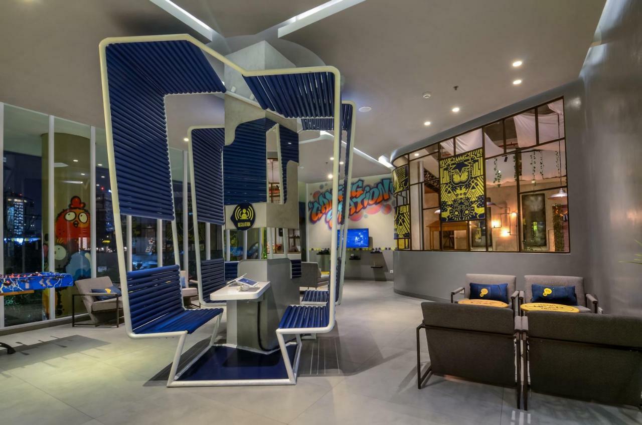 סוראבאיה Yello Hotel Jemursari מראה חיצוני תמונה